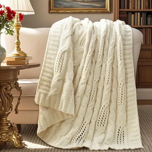 Amelie Home Chunky Knit Throw