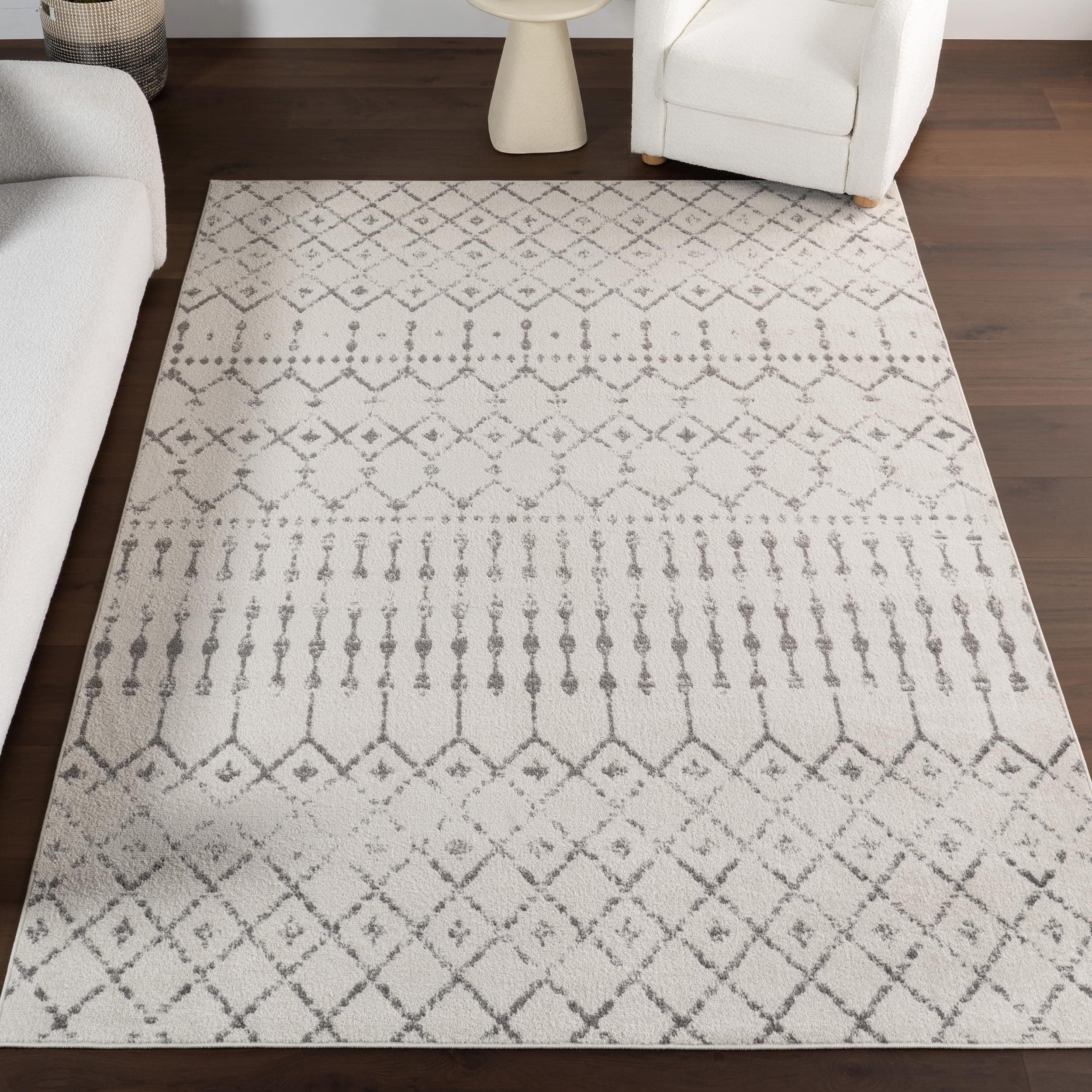 Moroccan Diamond Print Rug (Black and White)