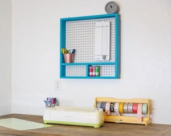 Pegboard with Accessories Kit