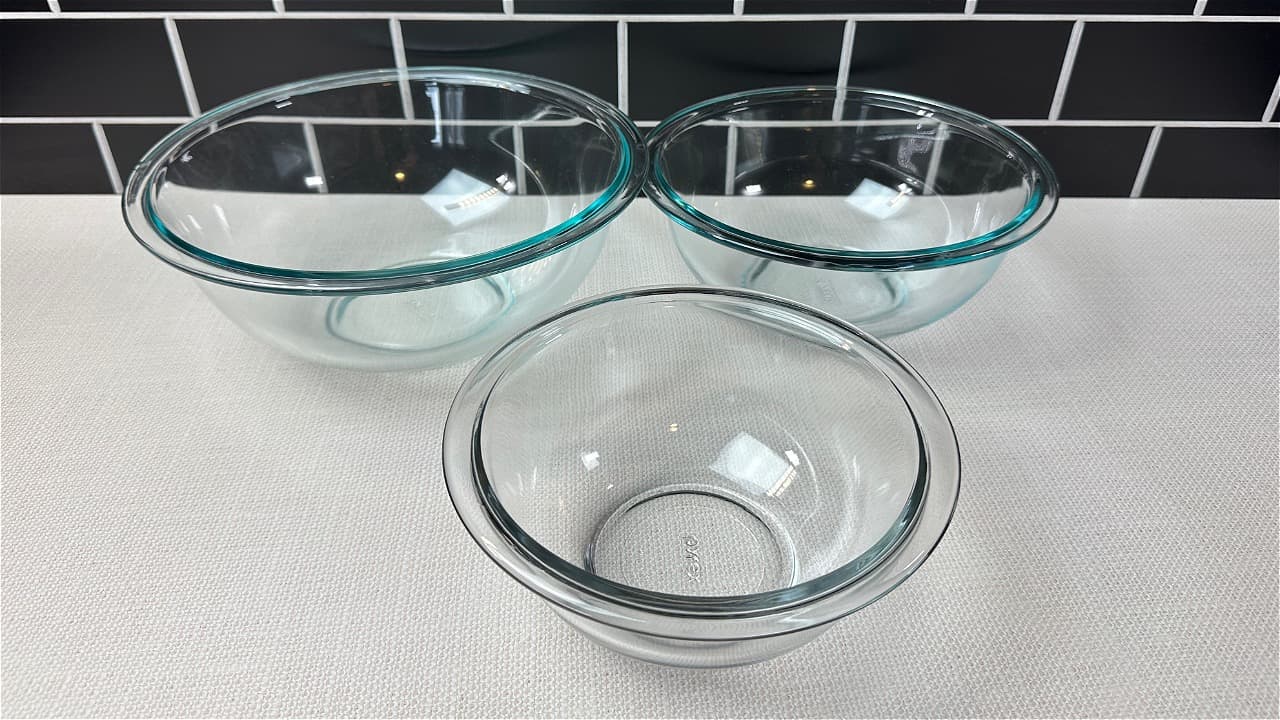 Pyrex Glass Mixing Bowl Set 3 Piece
